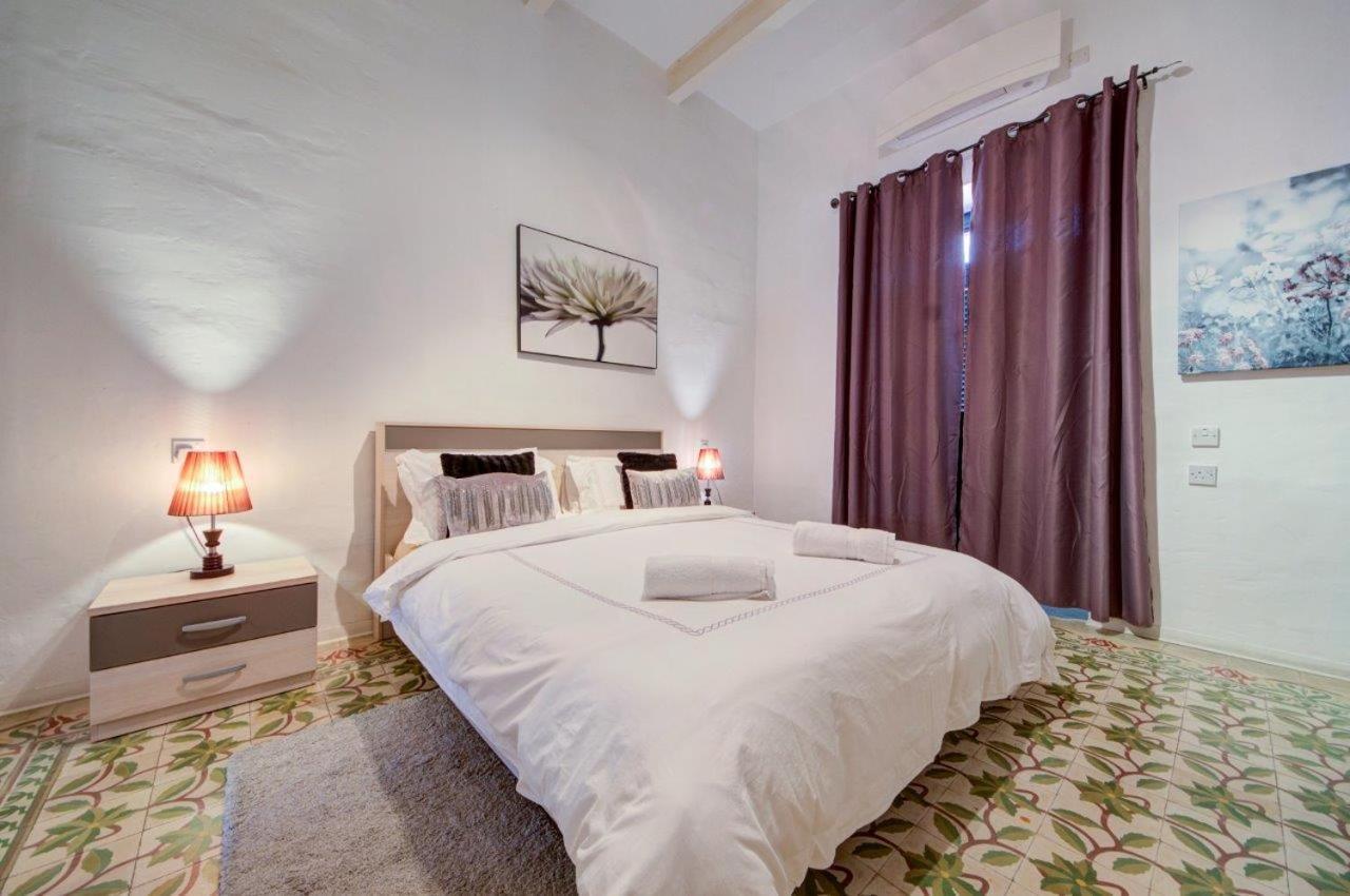 Valletta 2 Bedroom Sleeps 6 Apartment Walking Distance To Centre And The Sea 외부 사진